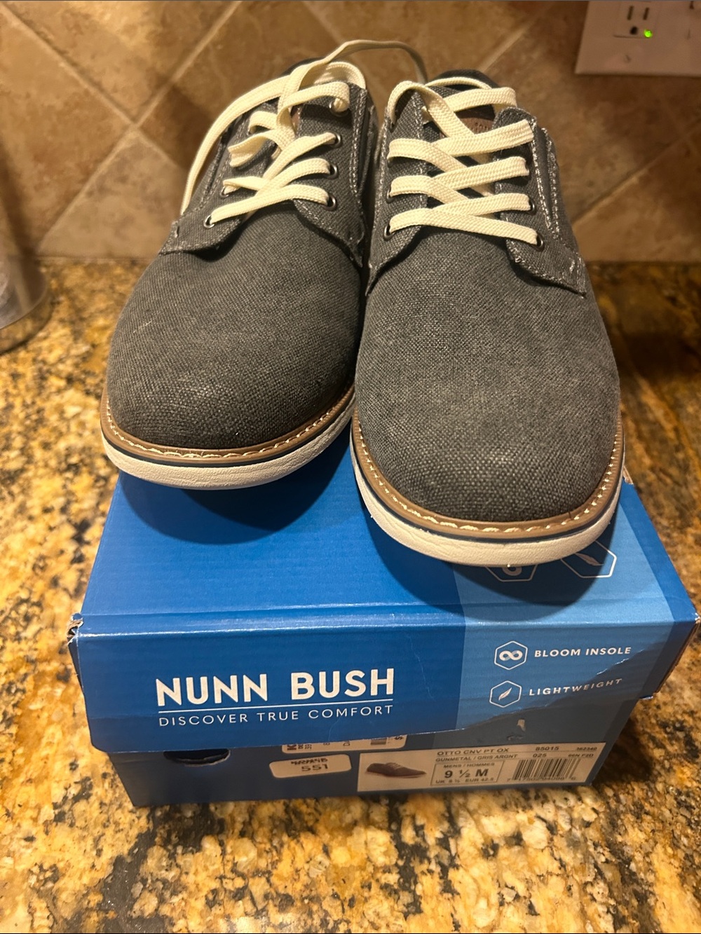 Nunn Bush Men’s Gray Canvas Lace-Up Oxfords with Cream Laces